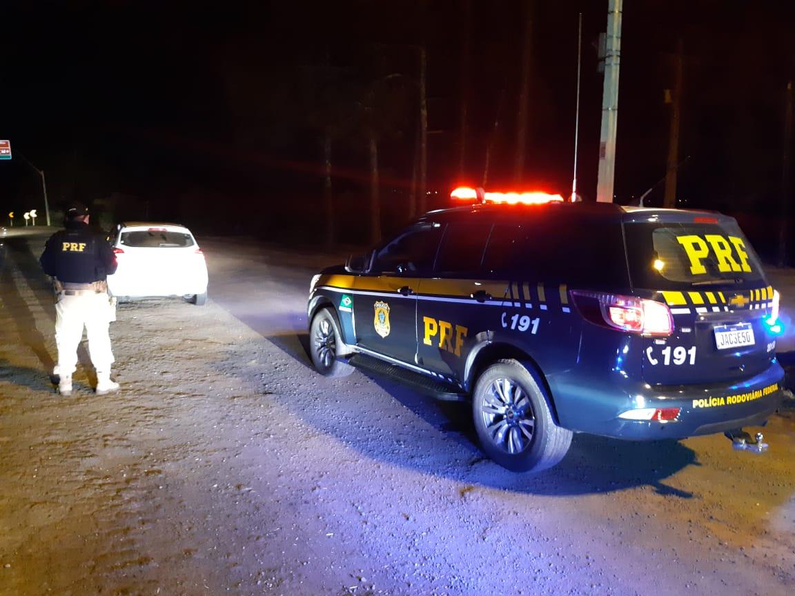 PRF prende dois traficantes com cocaína em Bento Gonçalves