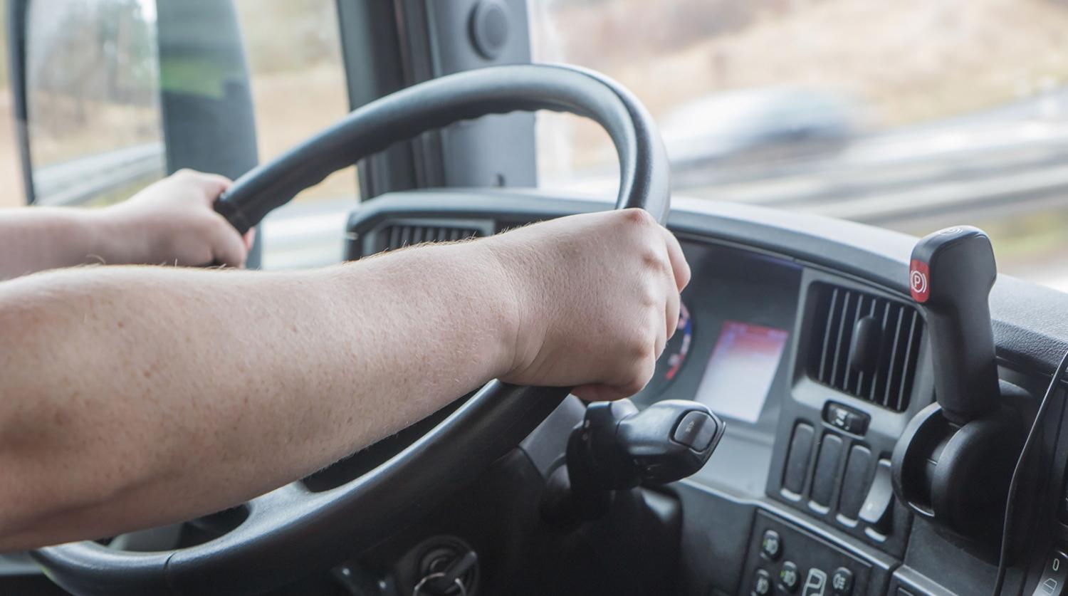 Bento participa de testagem de motoristas de caminhão