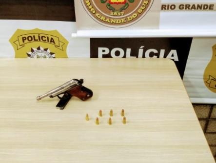 Brigada Militar prende homem por porte ilegal de arma de fogo em Farroupilha