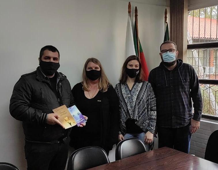 16ª CRE firma parceria para a 36ª Feira do Livro de Bento