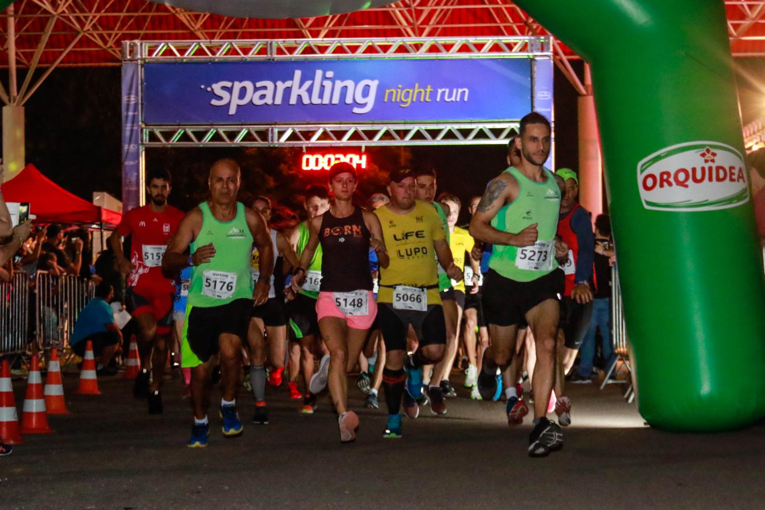 Grupos de academias têm desconto na inscrição da 7ª Sparkling Night Run