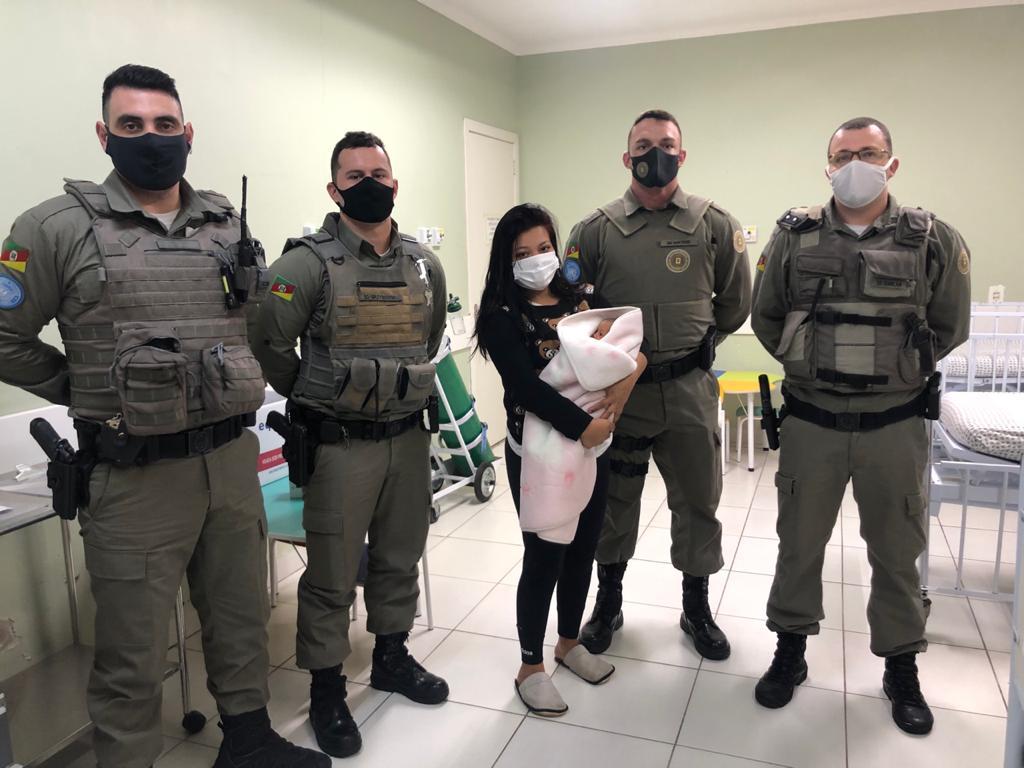 Policiais Militares do 3º BPAT realizam primeiros socorros e ajudam a salvar a vida de um bebê