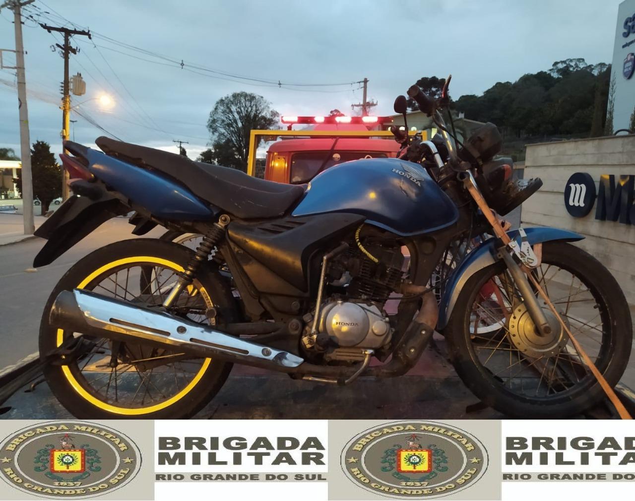 BM prende dois homens com moto adulterada em Bento