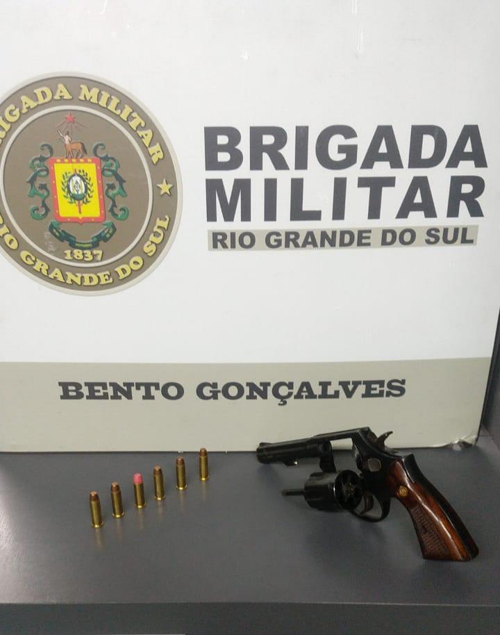 Detento em prisão domiciliar é preso por porte ilegal de arma de fogo em Bento