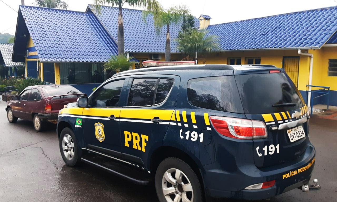 Foragido é preso pela PRF na BR-470, em Bento