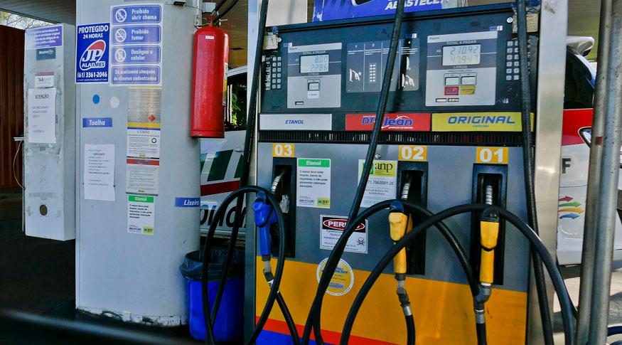 Preço do litro da gasolina ultrapassa 7 reais no Rio Grande do Sul
