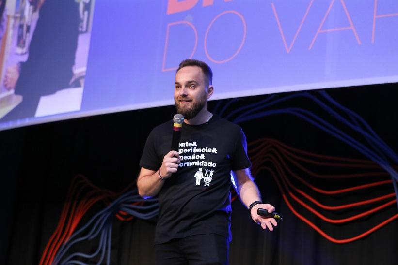 1º Fórum Comércio e Serviços em Transformação inspira e prepara profissionais para novo momento dos negócios