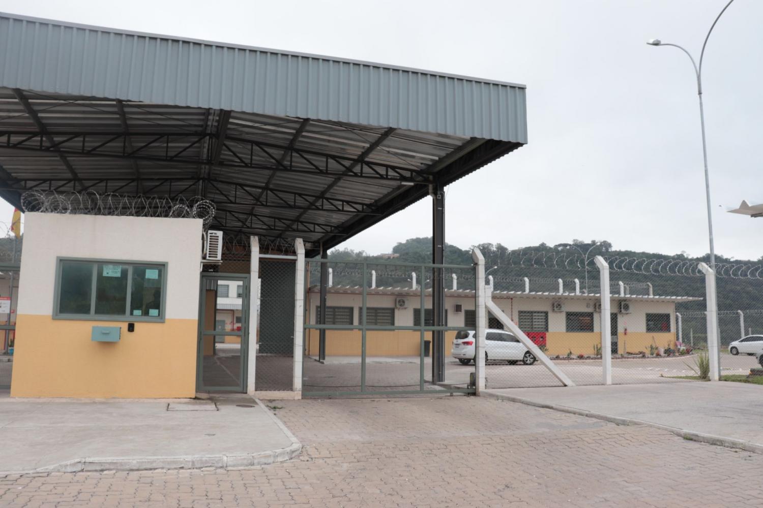 BM prende dois foragidos durante patrulhamento em Bento
