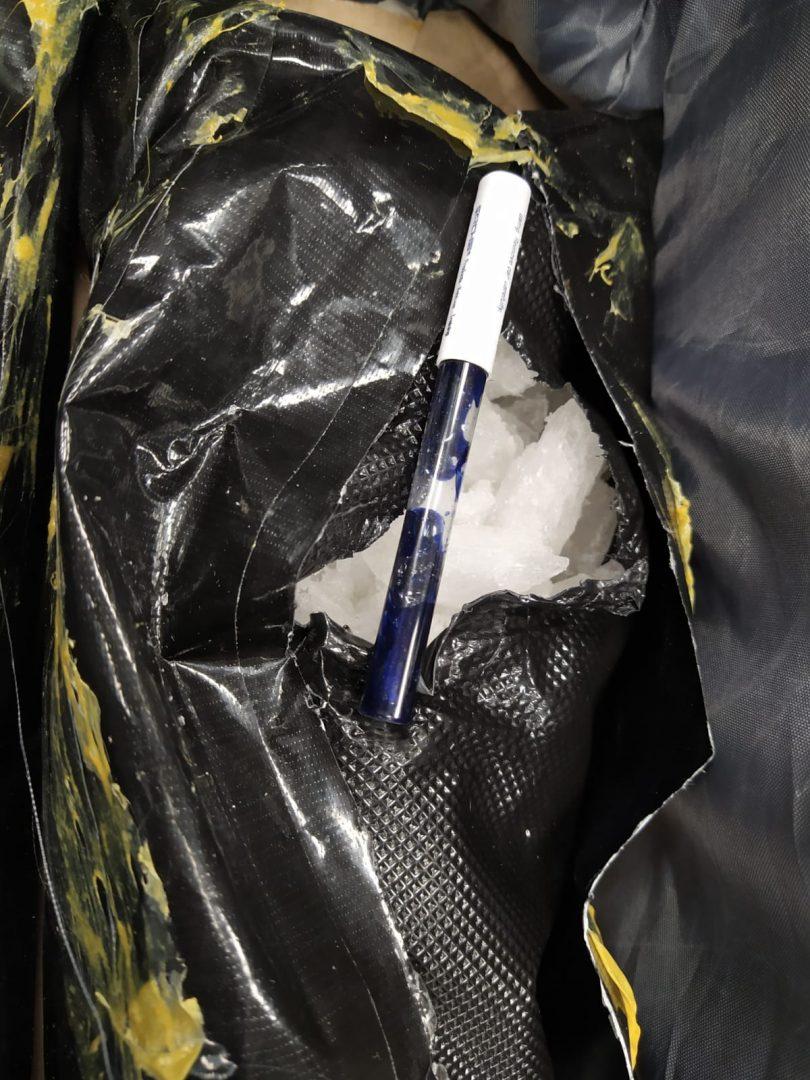 Passageira é presa com aproximadamente 900 mil reais em ecstasy no Aeroporto Salgado Filho em Porto Alegre