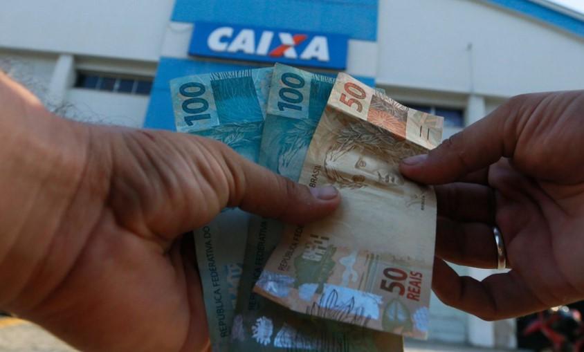 Auxílio Brasil começará a ser pago dia 17 com valor médio de R$ 226