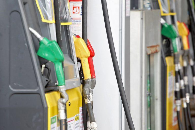 Petrobras aumenta mais uma vez os preços da gasolina e do diesel a partir desta terça-feira