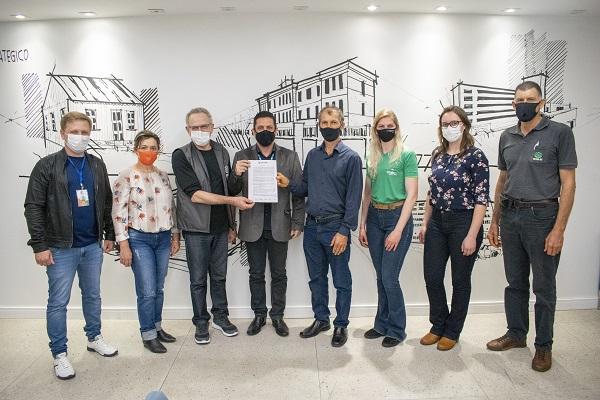 Tacchini e Fetag-RS anunciam parceria para associados