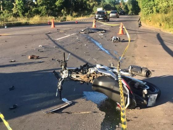Motociclista morre após colisão frontal com uma caminhonete em Garibaldi