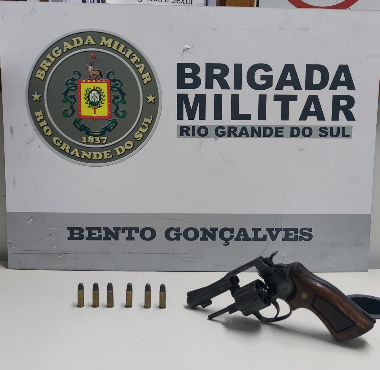 BM prende dois foragidos da justiça em Bento Gonçalves