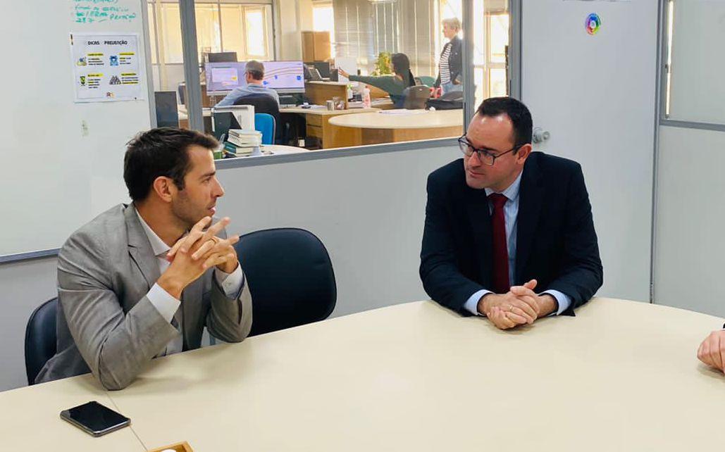 Concessão de rodovias é pauta de encontro em Bento