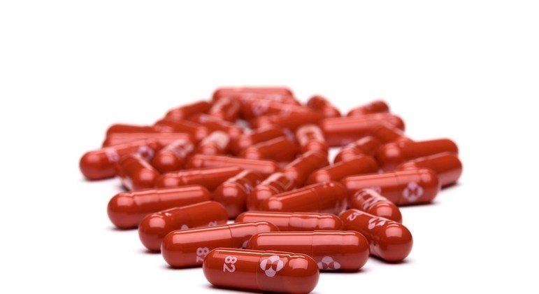 Anvisa aprova uso emergencial do antiviral molnupiravir contra a Covid