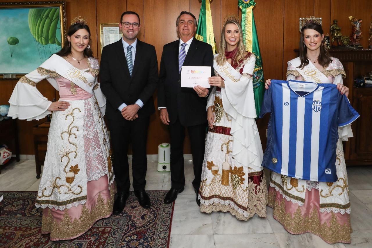 Comitiva divulga Expobento e a Fenavinho, em Brasília