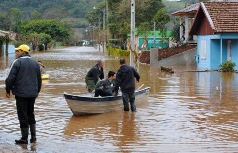 Defesa Civil dos municípios da Serra monitora situação de possíveis cheias