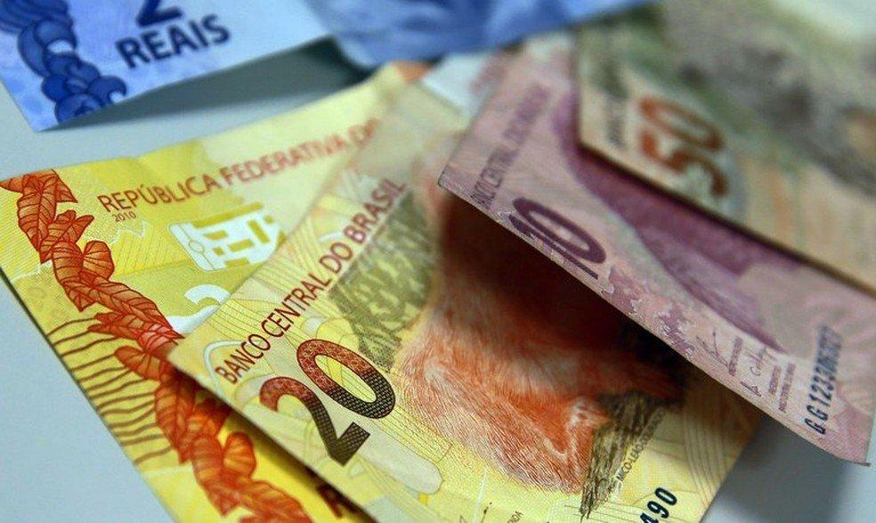 Salário mínimo ideal deveria ser de R$ 6.527 em junho, diz Dieese