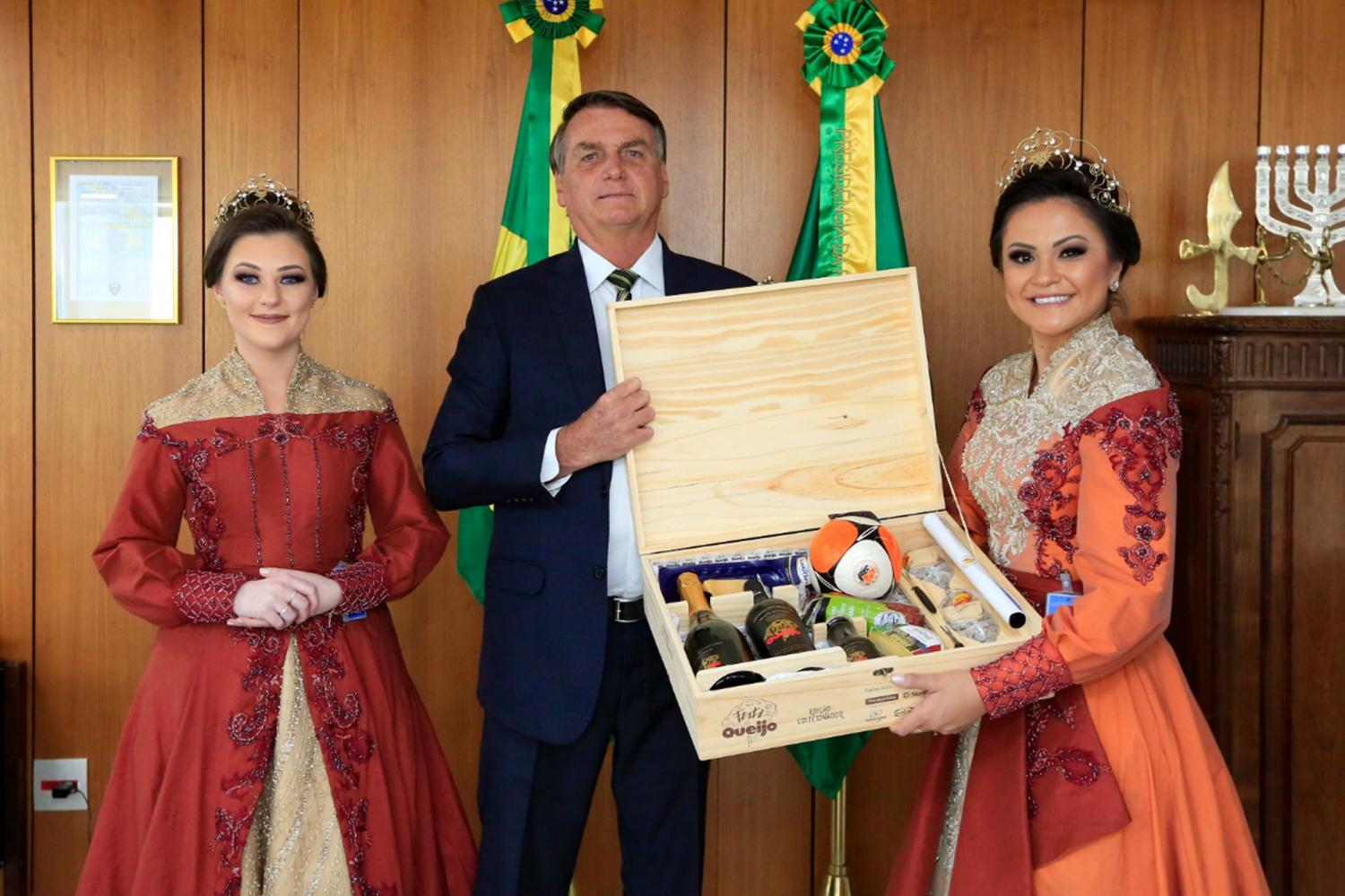 Último final de semana do Festiqueijo marca a despedida das soberanas