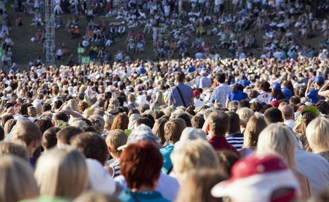 População mundial chega a 8 bilhões de pessoas
