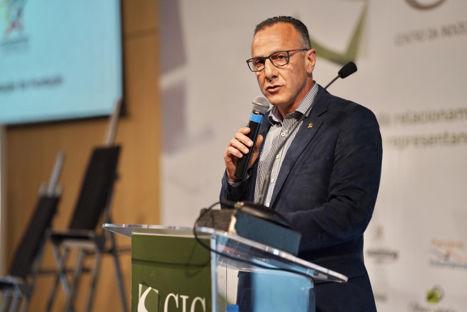 Adriano De Bacco é reconduzido à presidência do Consepro-BG