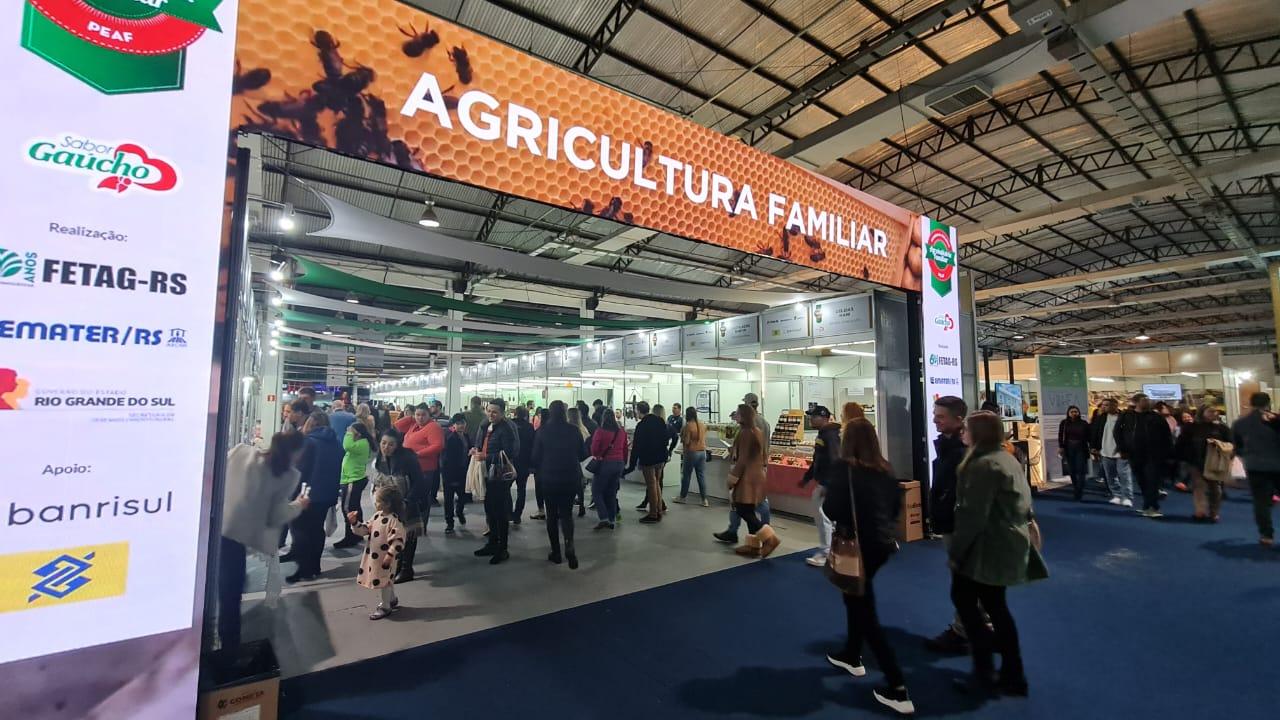 Agroindústrias de Bento participam da 31ª ExpoBento e 18ª Fenavinho