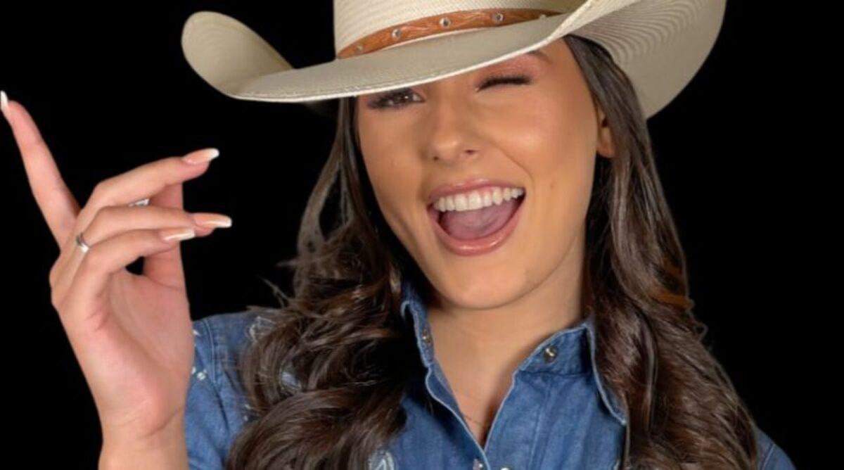 Ana Castela responde cantada de fã e detalhe chama atenção