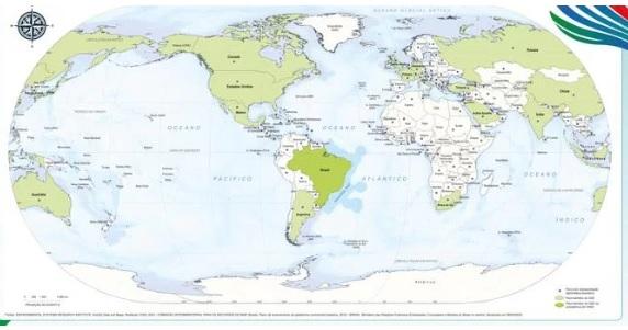 IBGE inicia venda do mapa-múndi com o Brasil no centro