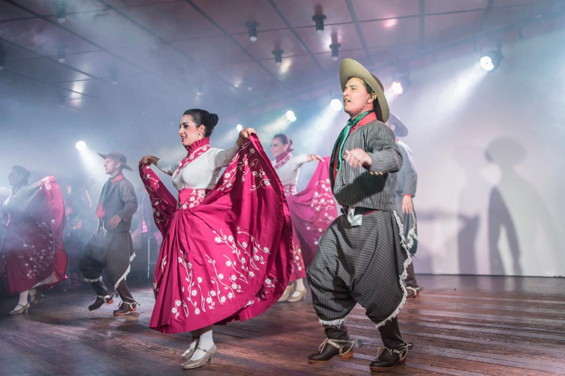 Mostra Bento-Gonçalvense de Dança ocorre nos dias 27 e 28 de abril, na Rua Coberta