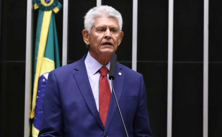 Câmara aprova redução de alíquotas tributárias para indústria química