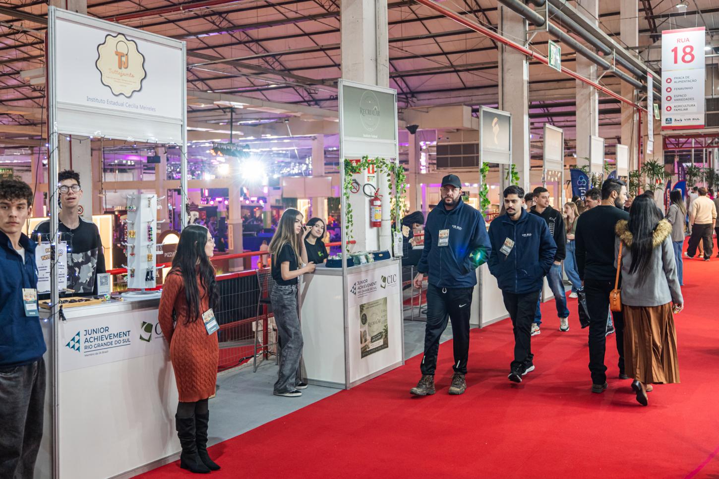 Miniempresas ganham vitrine na ExpoBento para testar produtos no mercado