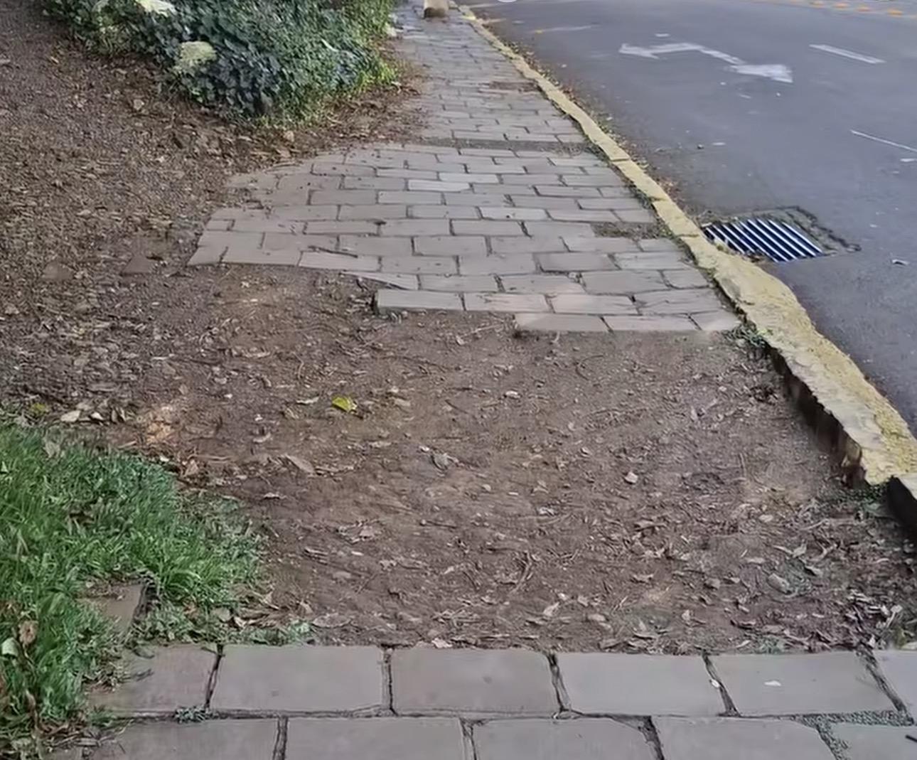 Vereador aponta omissão da Prefeitura de Bento sobre acessibilidade nas calçadas