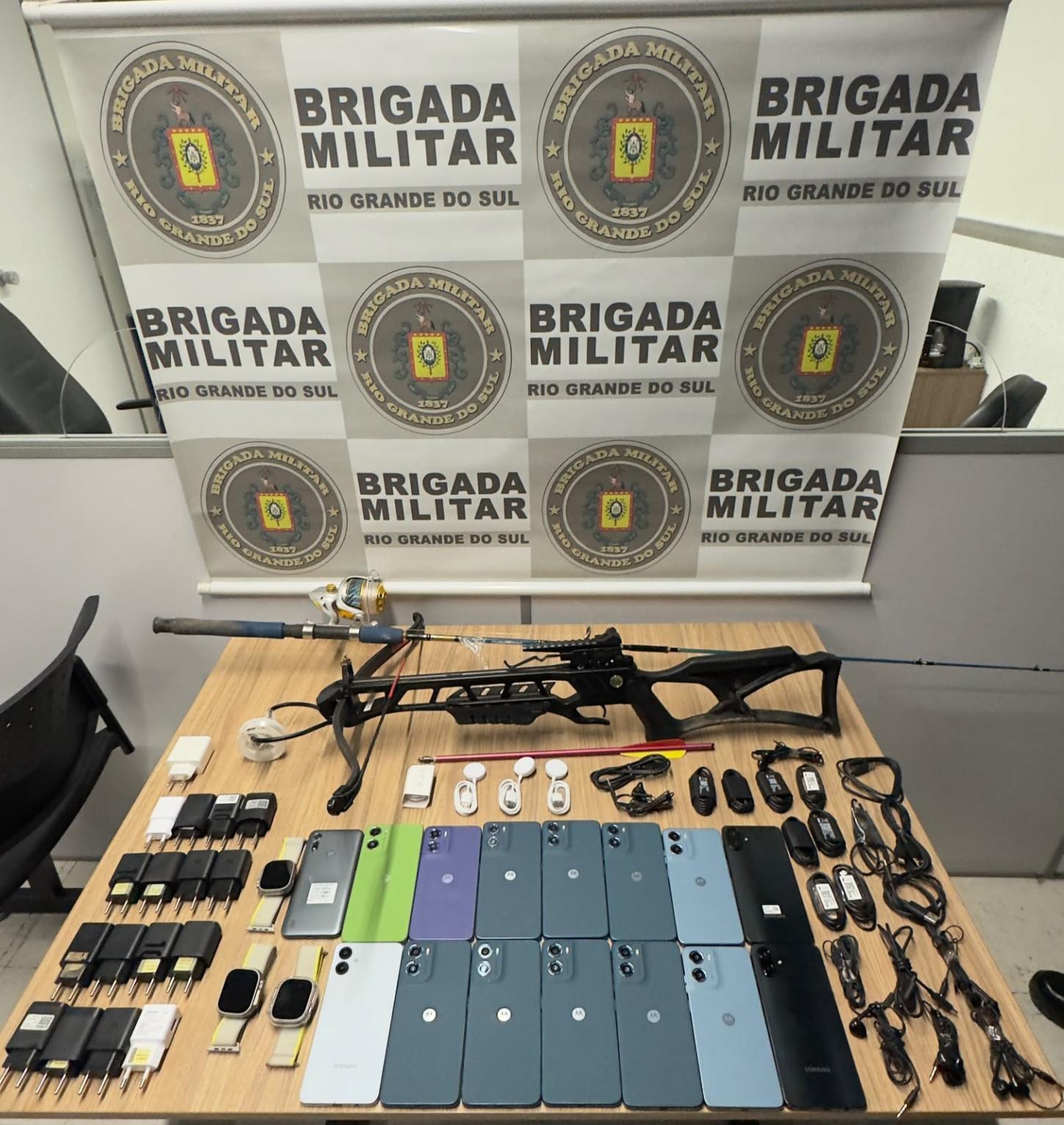 BM frustra tentativa de envio de objetos para presídio em Bento