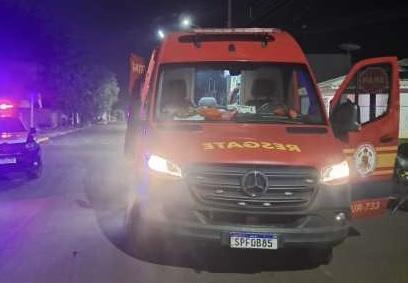 Colisão entre carro e moto deixa dois feridos no bairro Progresso, em Bento