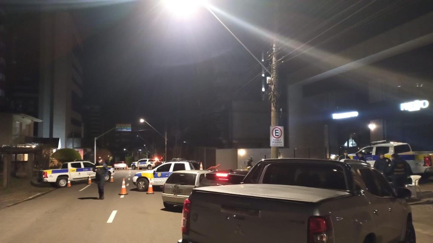 Operação Balada Segura autua 16 motoristas por embriaguez em Bento