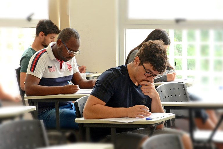 Vestibular da UFRGS deixa Bento e migra para Caxias em 2027