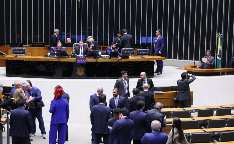 Câmara aprova criação de universidade federal em Oiapoque (AP)