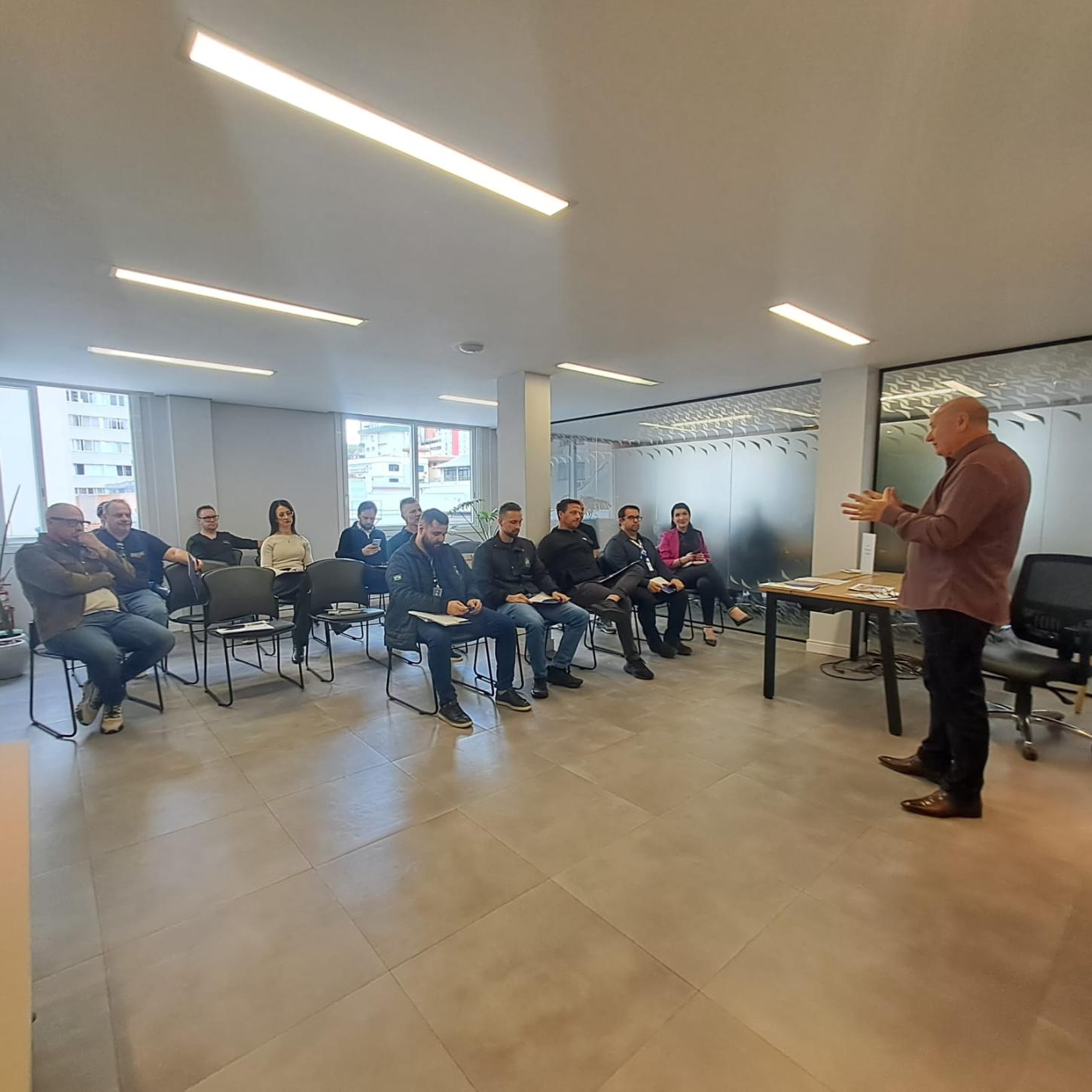 CDL-BG promove alerta sobre saúde ocular