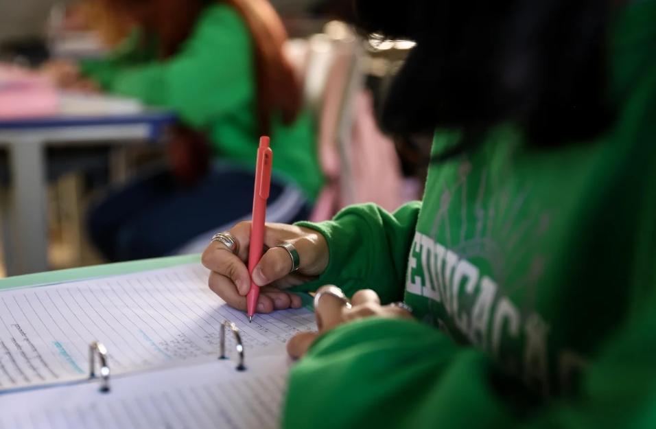 Matrículas da rede estadual devem ser feitas até sexta-feira, 6 de novembro
